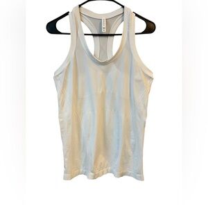 Athleta Women’s Momentum Seamless Tank Top